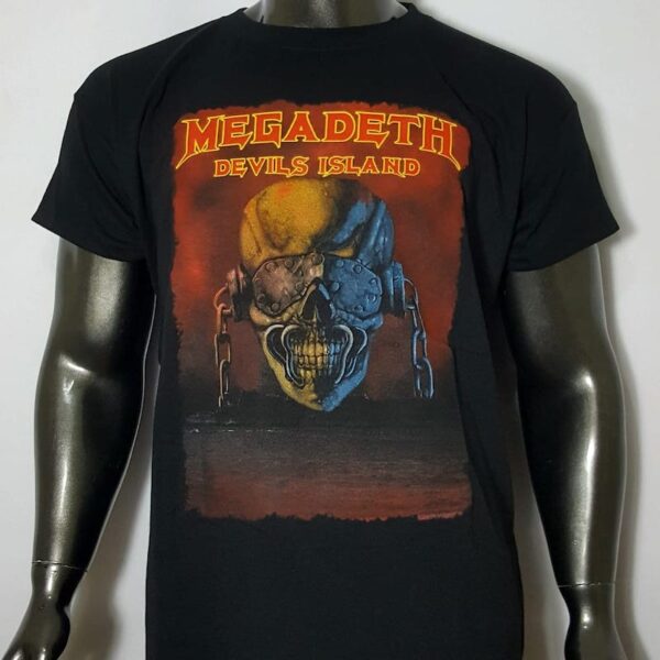 polera manga corta megadeth devils island