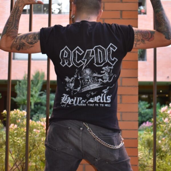 polera ac/dc hells bells