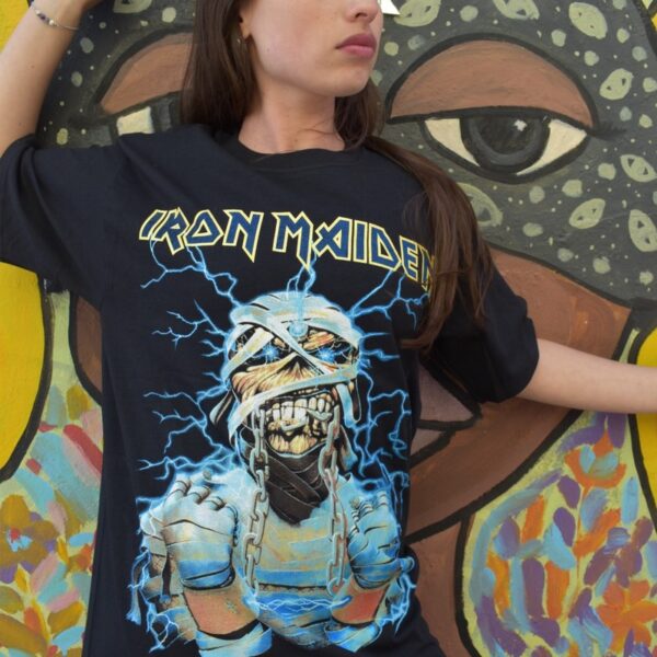 polera iron maiden mummy