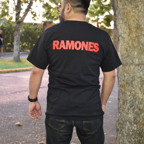polera ramones